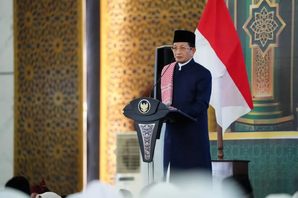 menag-nasaruddin-di-masjid-akbar-surabaya