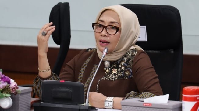 menteri-pemberdayaan-perempuan-dan-perlindungan-anak-pppa-arifah-fauzi