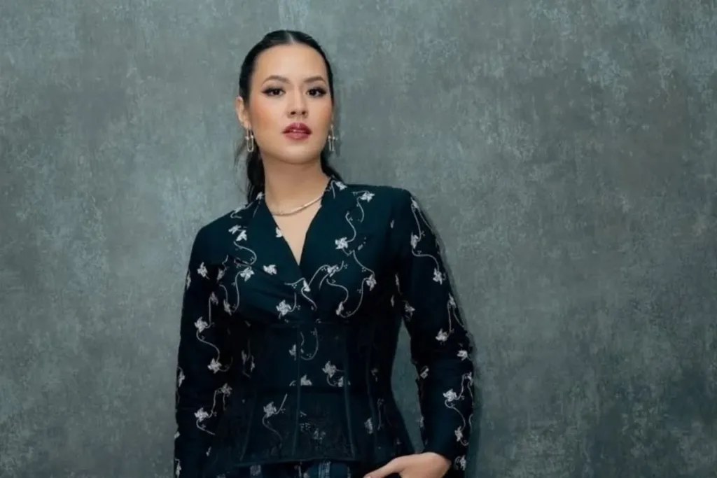 penyanyi-raisa
