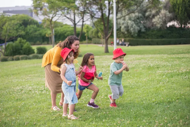 Cara Orang Tua Melatih Keterampilan Sosial Anak dan Membantu Mereka Membangun Pertemanan. (Foto: Psychology Today).
