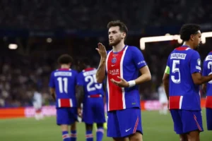 Selebrasi Khvicha Kvaratskhelia setelah mencetak gol pembuka PSG dalam pertandingan Piala Super Eropa 2026 lawan Aston Villa di Austria pada Rabu (12/8/2026). PSG.fr