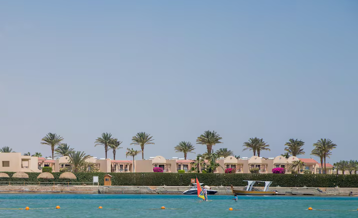 resort-uea