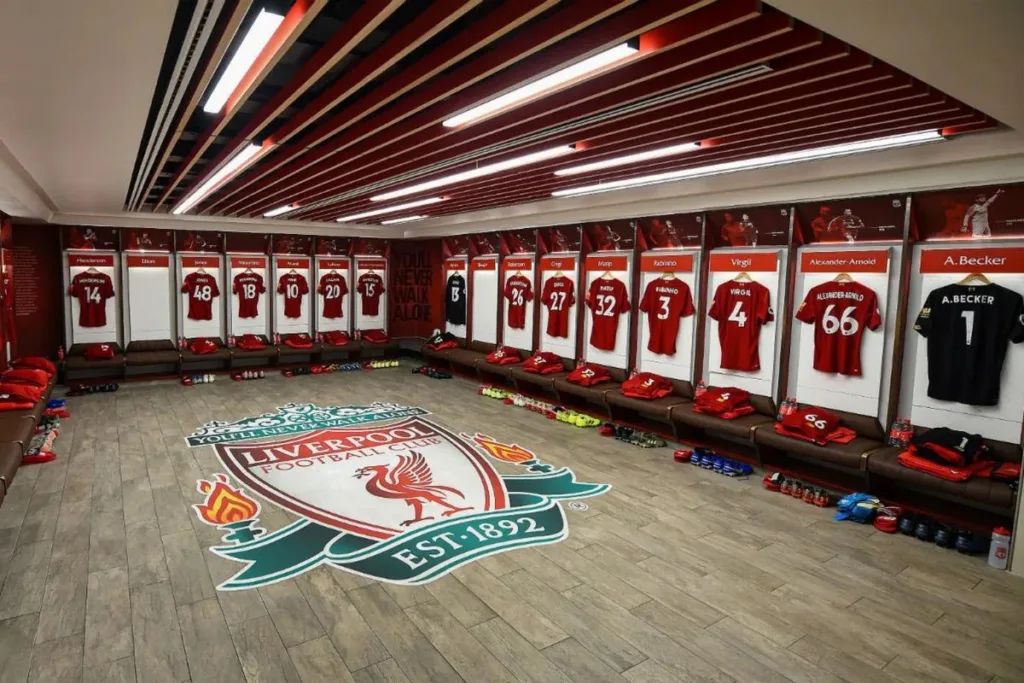ruang_ganti_liverpool.v2.jpg