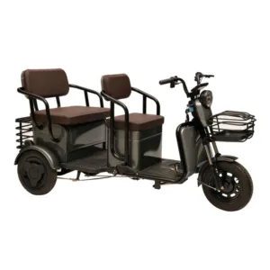 sepeda-motor-roda-3-ilustrasi