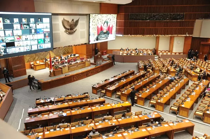 sidang-paripurna
