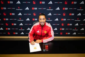 Youri Tielemans akhirnya buka suara mengenai keputusannya meninggalkan Aston Villa dan bergabung dengan Manchester United pada musim panas 2026.
