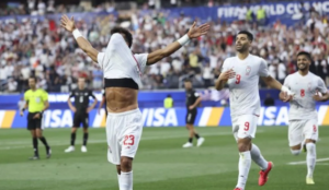 timnas-iran-merayakan-gol