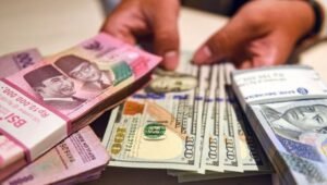 Foto - Mata Uang Rupiah yang Melemah - ANTARA