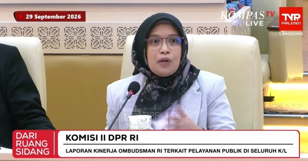 Paparan Pejabat Ombudsman di depan DPR