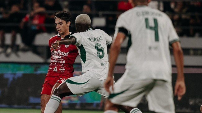 bali united vs pss sleman-xballutd
