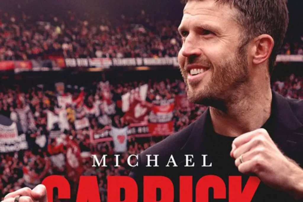 carrick pelatih MU