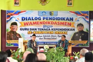 dialog pendidikan wamendikdasmen atip demak