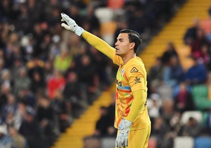 emil audero kuning
