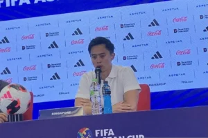 gavin lee pelatih singapura- anttara-zaro es