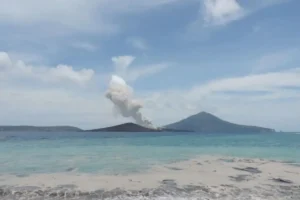 gunung anak krakatau aktif
