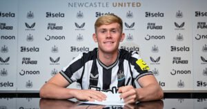 lewis-hall-signing