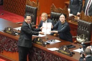 puan tito dpr ruu
