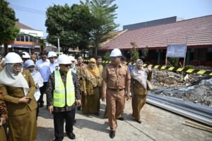revitalisasi sekolah cirebon muti