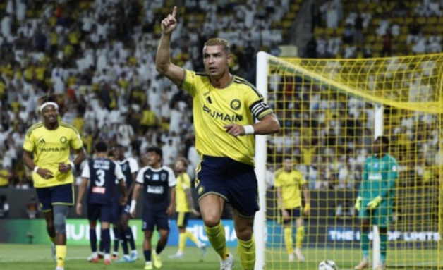 ronaldo al hilal rambut pirang