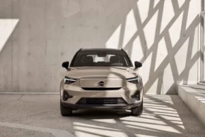 volvo ex40