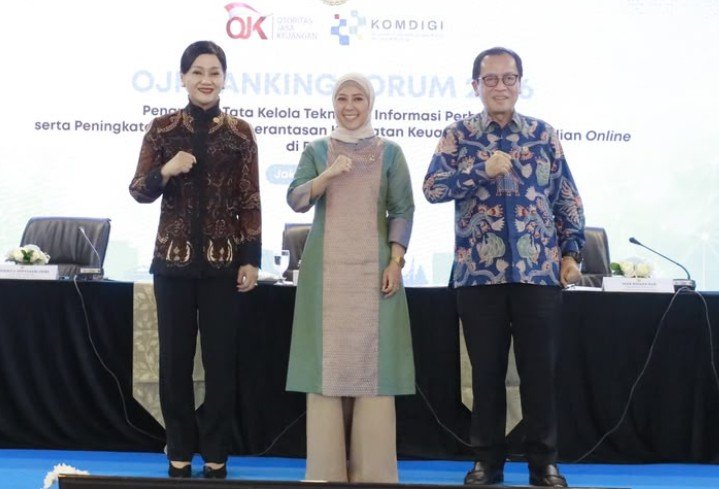 Foto - OJK, Kementerian Komdigi, dan Pelaku Industri Perbankan