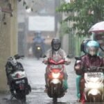 BMKG Prediksi Hujan Lebat Disertai Petir di Sejumlah Kota pada Rabu ini