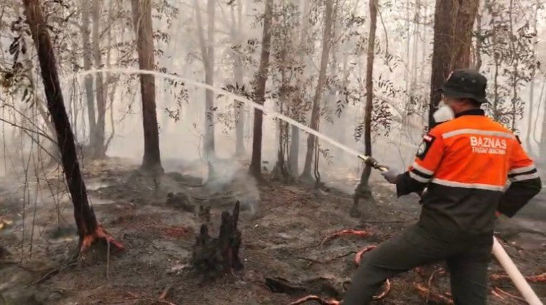 Petugas Baznas di Karhutla - 1