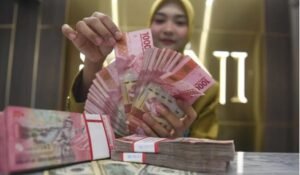 Rupiah melemah Selasa 13 oktober