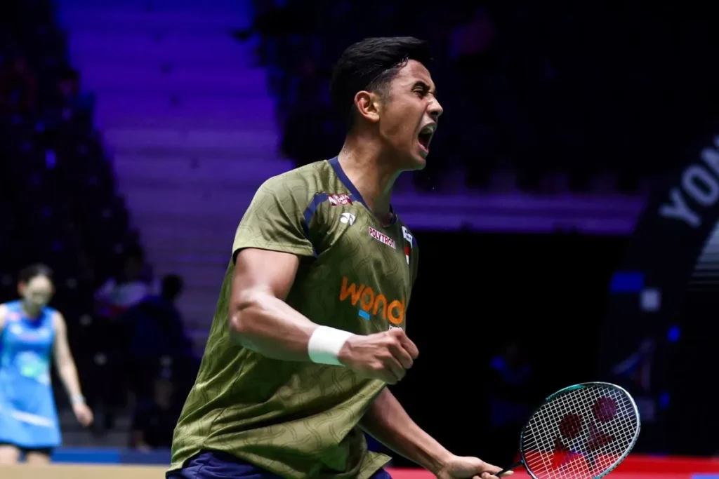 alwi farhan hadap kanan teriak