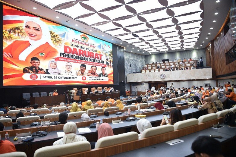 darurat perlindungan sekolah dpr muti