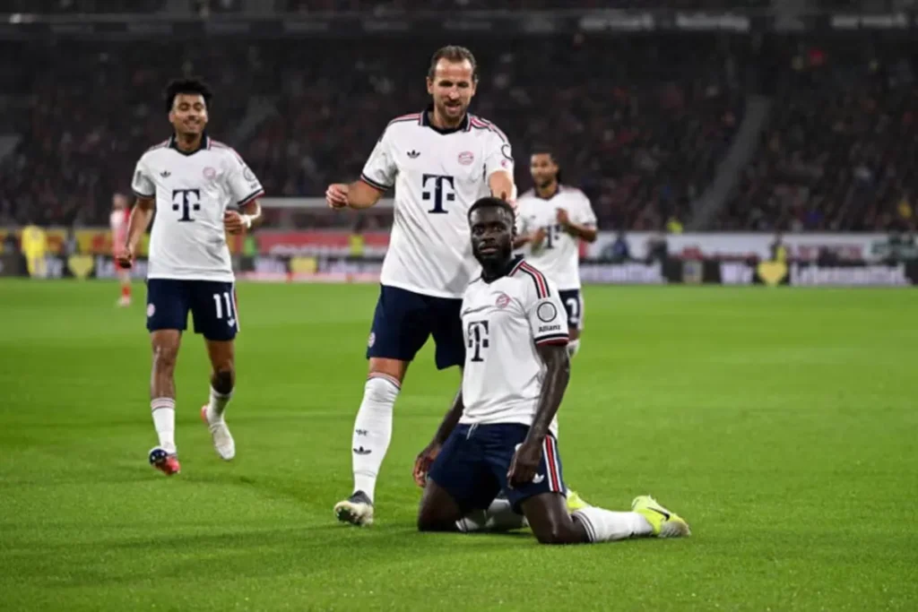 dayot upamecano bayern muenchen