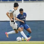 Arema FC Menang 4-0 atas Dewa United Berkat Taktik Pelatih Sementara Andre Caldas