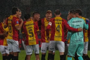go ahead eagles dean james