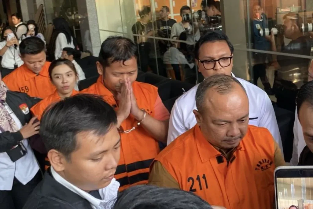 kpk tahan bnpb