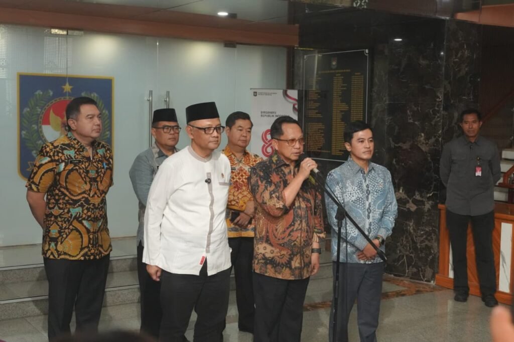 mendagri haji umrah pemuda