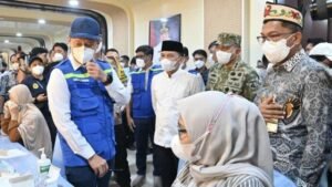 menteri-kesehatan-budi-gunadi-sadikin-1792845085267_169