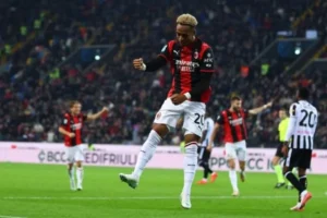 omari hutchinson ac milan selebrasi