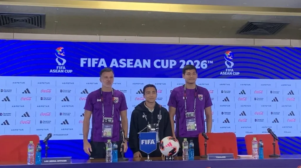 pelatih thailand hudson