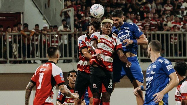 persib-bandung-vs-madura-united-1792676519871_169