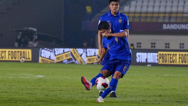 thailand dok fat timnas