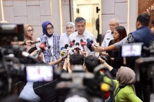 yassierli menaker doorstop di dpr