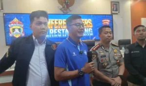 zaenal arif persib